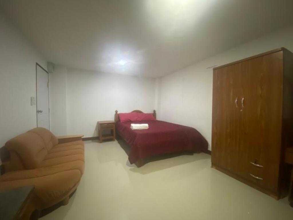 Oyo 1135 Triple A Residence شيانغ ماي المظهر الخارجي الصورة