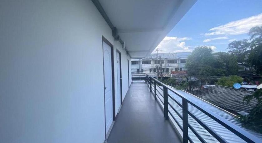 Oyo 1135 Triple A Residence شيانغ ماي المظهر الخارجي الصورة